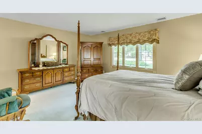 23 Bently Lane, Stony Brook, NY 11790 - Photo 15