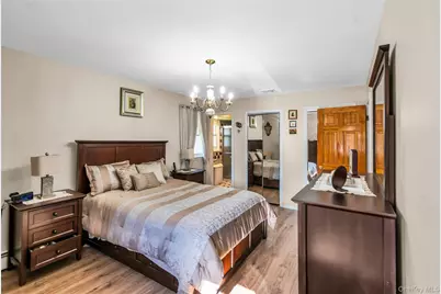 105 Convent Road, Syosset, NY 11791 - Photo 11