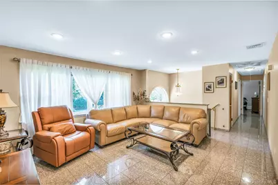 105 Convent Road, Syosset, NY 11791 - Photo 5