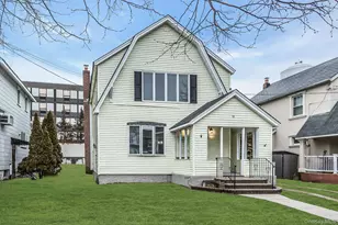 11 Merton Ave, Lynbrook, NY 11563 - Photo 3
