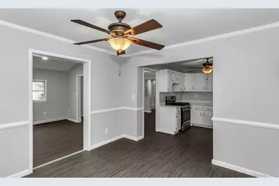 11 Merton Avenue, Lynbrook, NY 11563 - Photo 15