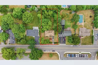 385 Manhattan Boulevard, Islip Terrace, NY 11752 - Photo 3