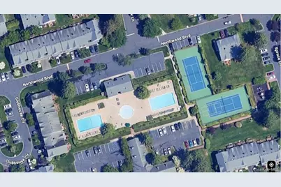 41-43 Broadlawn Drive, Central Islip, NY 11722 - Photo 31