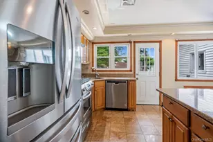 920 Dana Ave, Valley Stream, NY 11580 - Photo 9