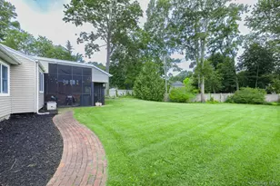 48 William Penn Dr, Stony Brook, NY 11790 - Photo 37