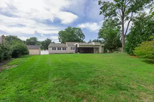 48 William Penn Dr, Stony Brook, NY 11790 - Photo 39