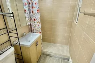 124-01 Hillside Ave., Kew Gardens, NY 11418 - Photo 7