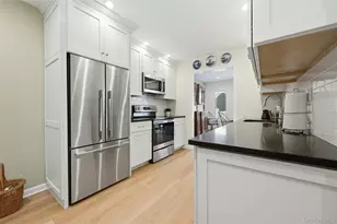 210 Elton Ct W, Saint James, NY 11780 - Photo 15