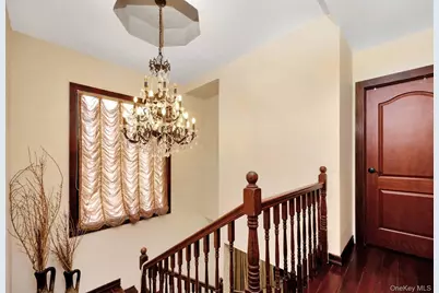 186-31 Radnor Road, Jamaica, NY 11432 - Photo 25