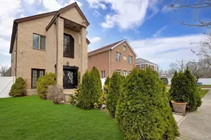 186-31 Radnor Rd, Jamaica, NY 11432 - Photo 1