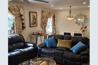 719 Oriole Avenue, West Hempstead, NY 11552 - Photo 15