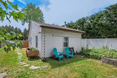 23 Edgewood Avenue, Port Jefferson Station, NY 11776 - Photo 15