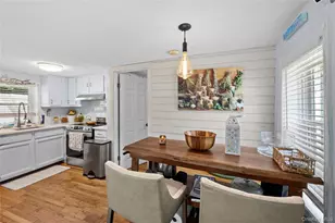 23 Edgewood Ave, Port Jefferson Station, NY 11776 - Photo 7