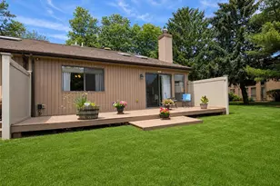 45 Timber Ridge Dr, Holbrook, NY 11741 - Photo 5