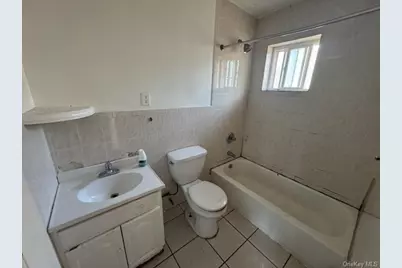 158-12 85th Avenue, Jamaica, NY 11432 - Photo 7