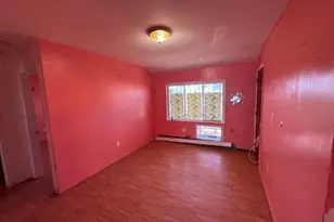 158-12 85th Ave, Jamaica, NY 11432 - Photo 9