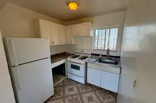 158-12 85th Ave, Jamaica, NY 11432 - Photo 3
