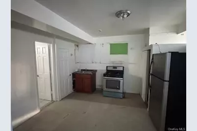 158-12 85th Avenue, Jamaica, NY 11432 - Photo 15