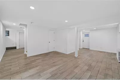5 E 4th Street, Huntington Station, NY 11746 - Photo 33