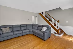 5 E 4th St, Huntington Station, NY 11746 - Photo 11