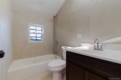 7036 70th Street, Glendale, NY 11385 - Photo 19
