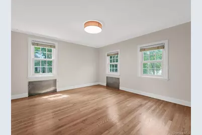 178 Overlook Avenue, Great Neck, NY 11021 - Photo 15