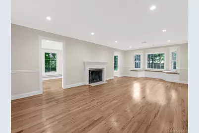 178 Overlook Avenue, Great Neck, NY 11021 - Photo 3
