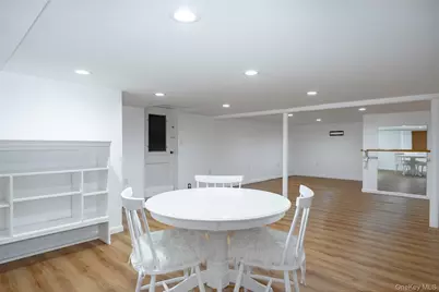46 Barnard Avenue, Poughkeepsie, NY 12601 - Photo 27