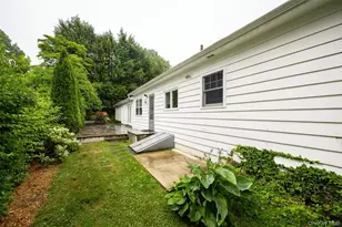 46 Barnard Ave, Poughkeepsie, NY 12601 - Photo 35