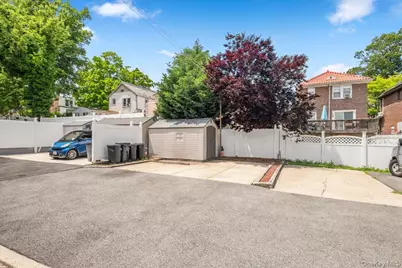 1241 Rhinelander Avenue, Bronx, NY 10461 - Photo 37