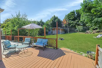 141 Curtis Lane, Yonkers, NY 10710 - Photo 19