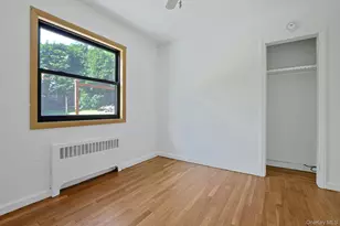 141 Curtis Ln, Yonkers, NY 10710 - Photo 15