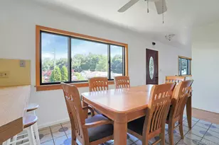 141 Curtis Ln, Yonkers, NY 10710 - Photo 9