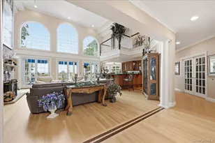 14 Woodcock Ln, Setauket, NY 11733 - Photo 9