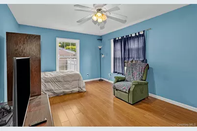 125 Ohio Avenue, Massapequa, NY 11758 - Photo 17
