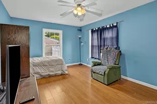 125 Ohio Ave, Massapequa, NY 11758 - Photo 17