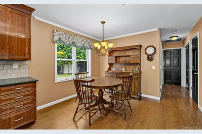 125 Ohio Avenue, Massapequa, NY 11758 - Photo 11