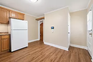 9 McGaw Ave, Lake Grove, NY 11755 - Photo 5