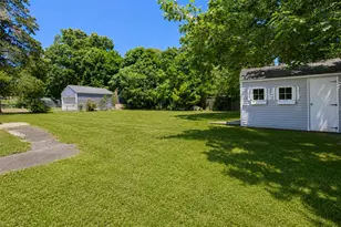 9 McGaw Ave, Lake Grove, NY 11755 - Photo 21
