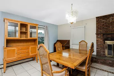 53 Primrose Lane, Levittown, NY 11756 - Photo 5