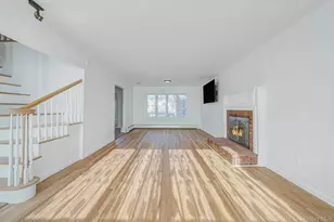 204 Bayview Ave, Massapequa, NY 11758 - Photo 7