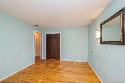 119 Norwood Avenue, Malverne, NY 11565 - Photo 11