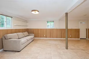 119 Norwood Ave, Malverne, NY 11565 - Photo 17