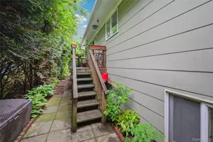 119 Norwood Ave, Malverne, NY 11565 - Photo 21