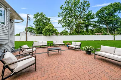 23 Essex Drive, Coram, NY 11727 - Photo 5