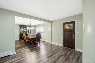 23 Essex Drive, Coram, NY 11727 - Photo 9