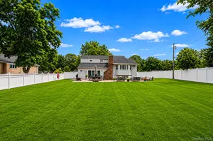 23 Essex Dr, Coram, NY 11727 - Photo 7