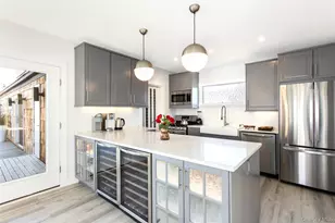 37 Bayview Walk, Cherry Grove, NY 11782 - Photo 9