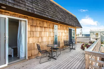 37 Bayview Walk, Cherry Grove, NY 11782 - Photo 11