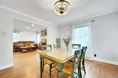 4 Interlaken Avenue, New Rochelle, NY 10801 - Photo 7